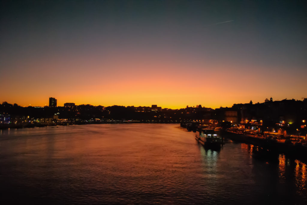 Sunset on Rio Douro, Porto weekend trip